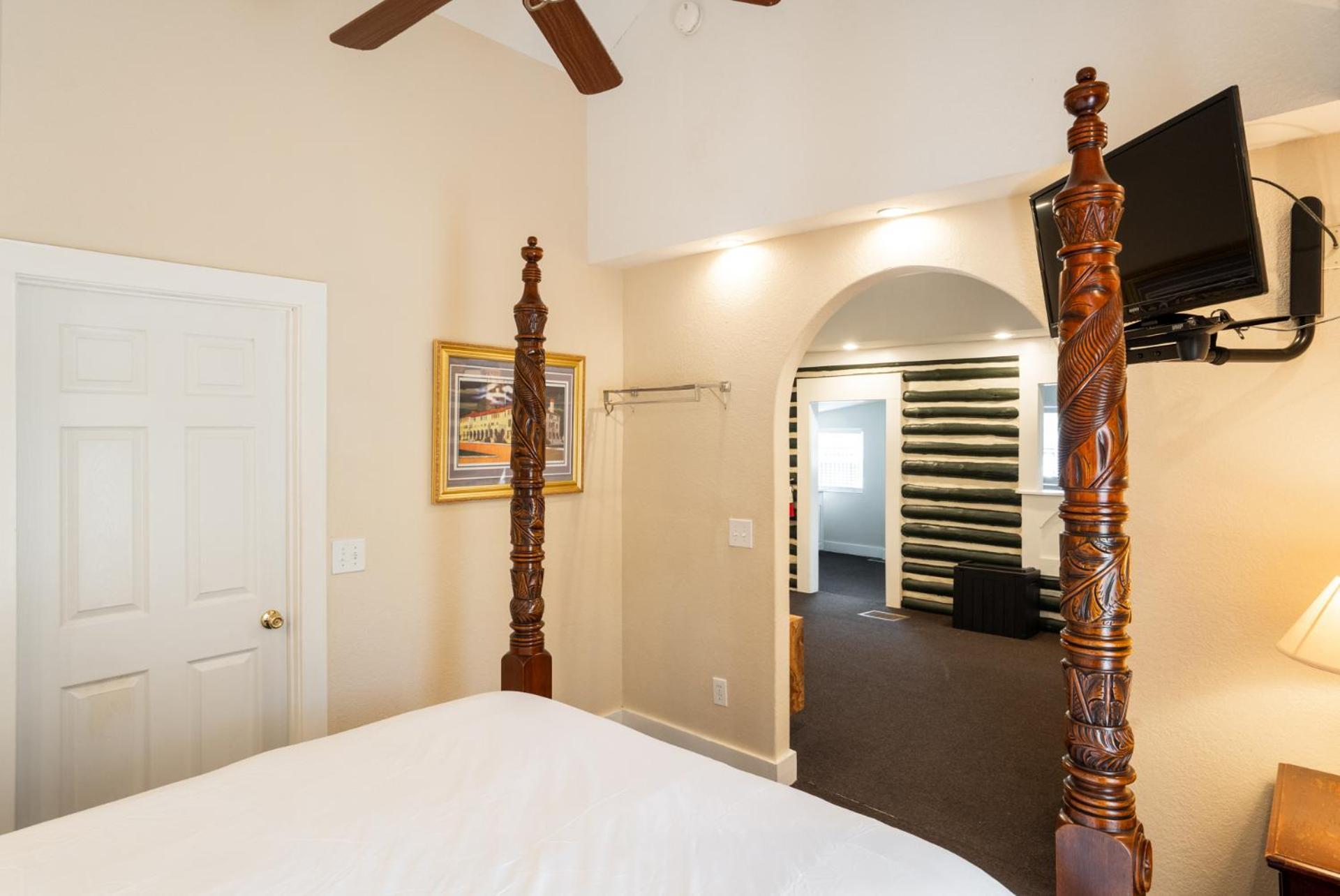 Lake Lure Inn And Spa Екстериор снимка
