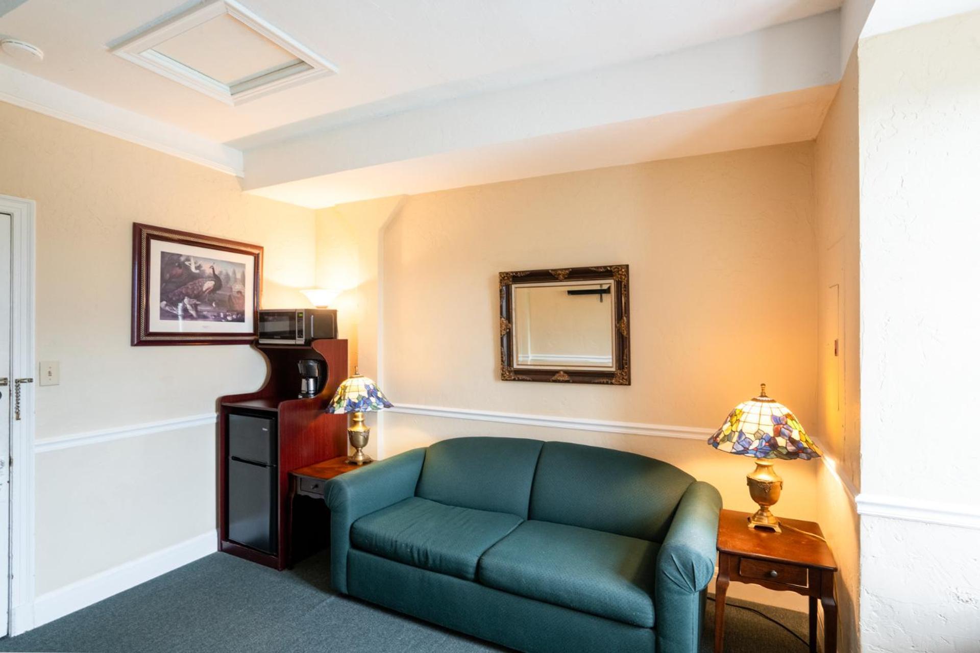 Lake Lure Inn And Spa Екстериор снимка