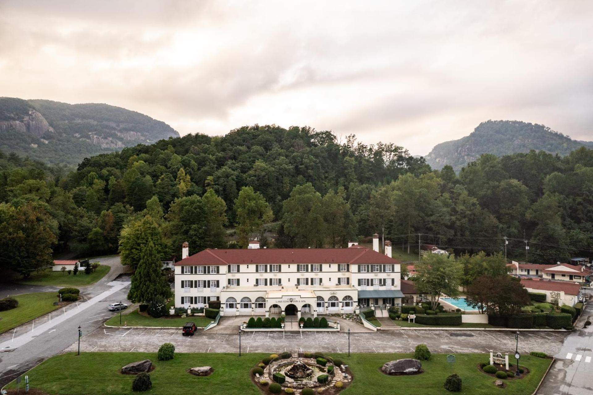 Lake Lure Inn And Spa Екстериор снимка