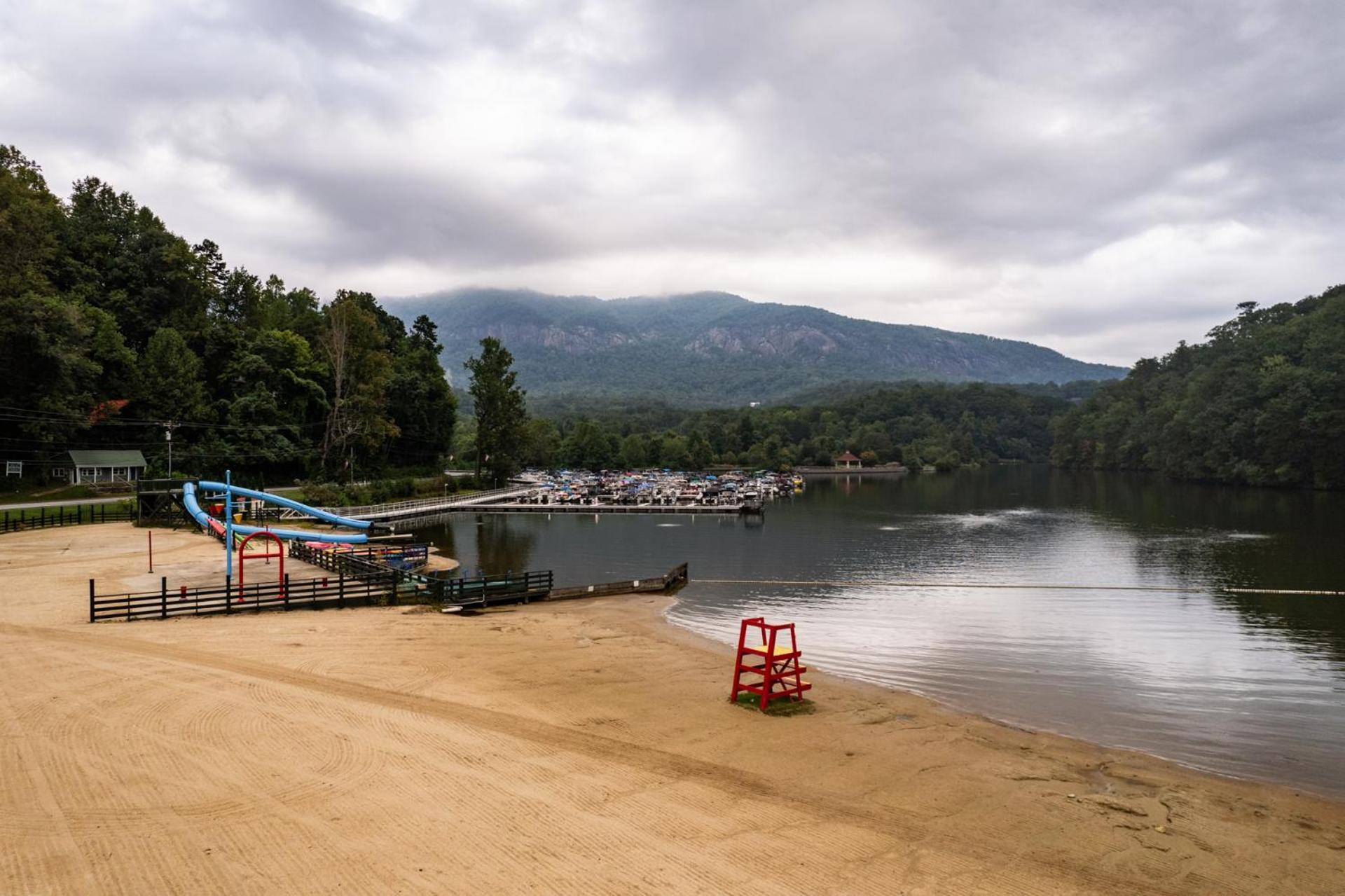 Lake Lure Inn And Spa Екстериор снимка