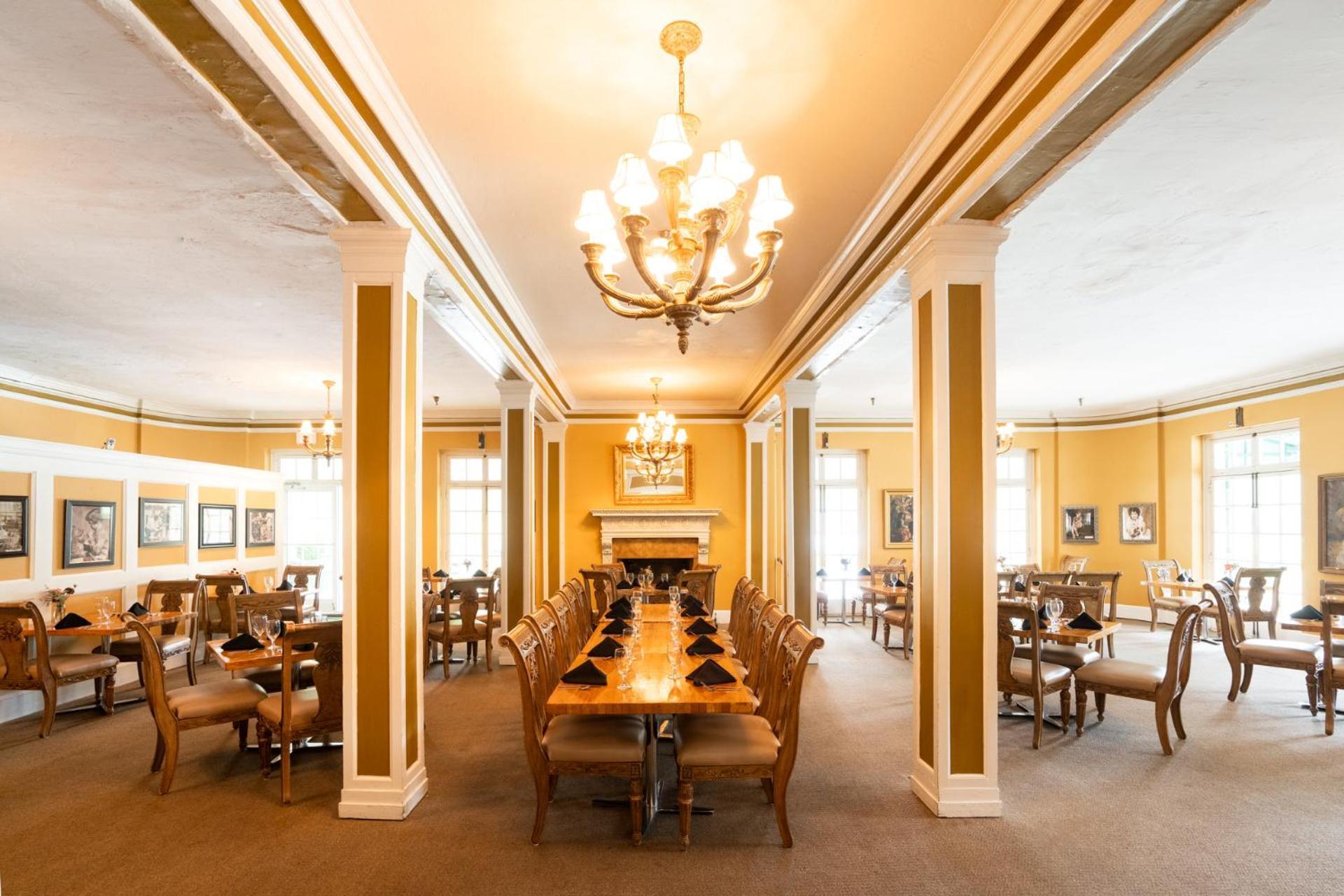 Lake Lure Inn And Spa Екстериор снимка