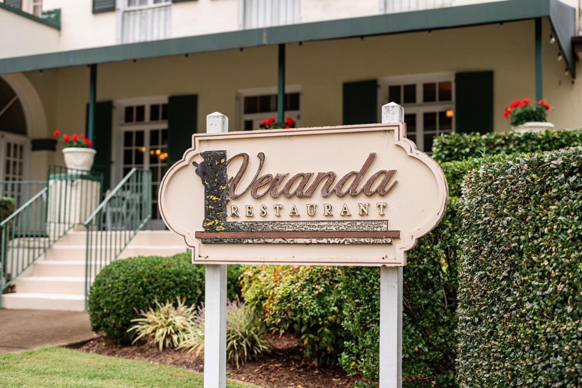 Lake Lure Inn And Spa Екстериор снимка