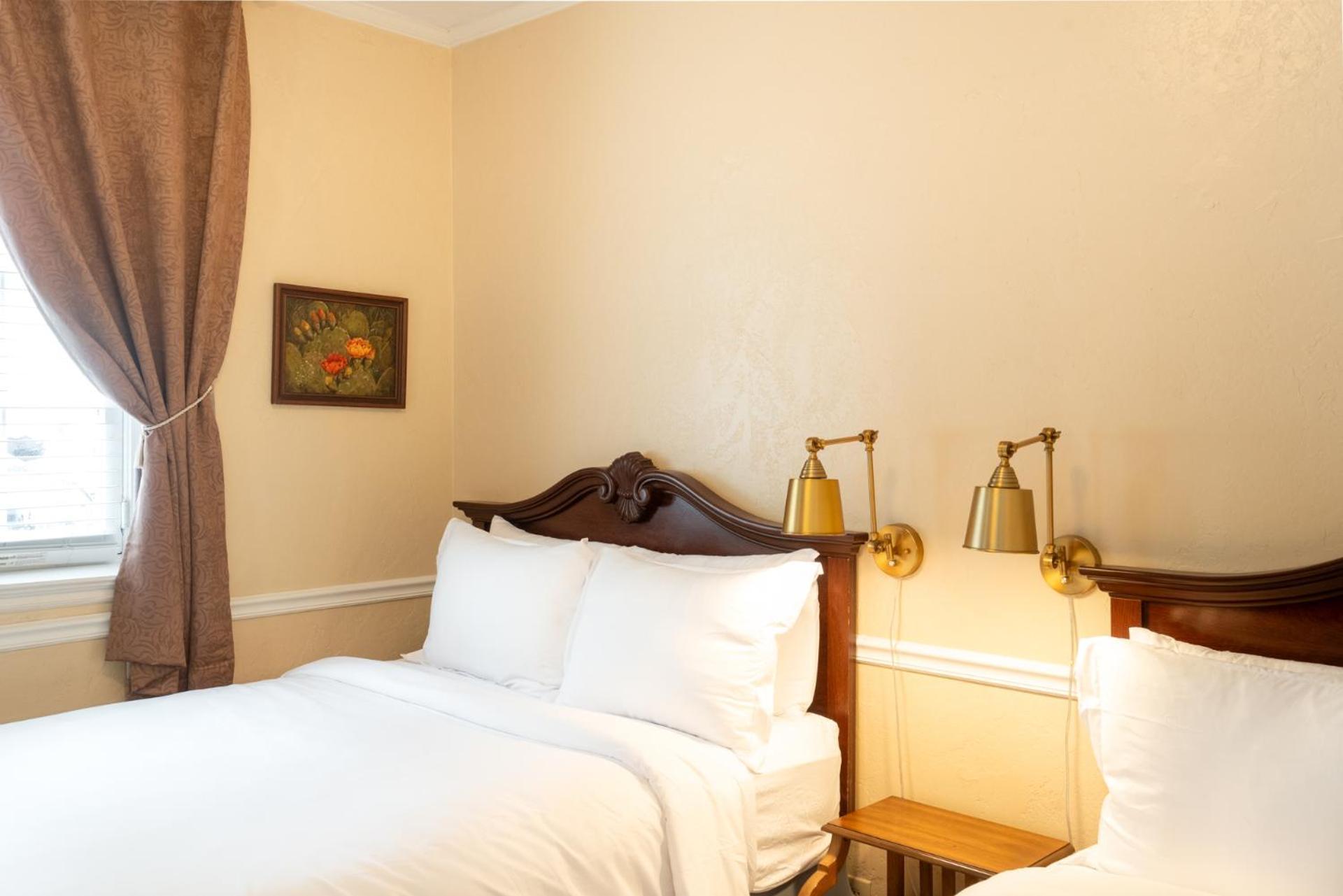 Lake Lure Inn And Spa Екстериор снимка